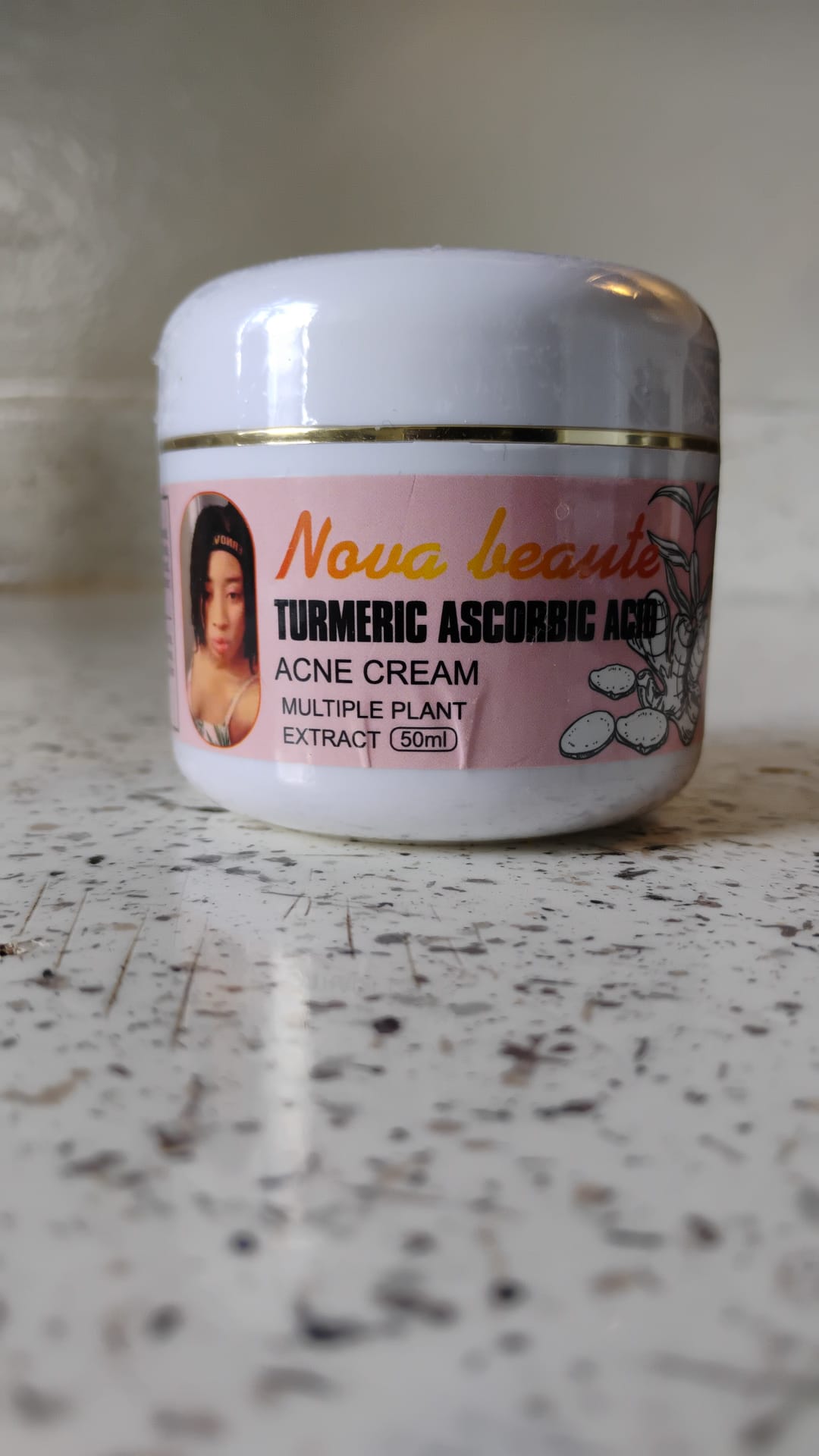Nova Beaute – Turmeric & Ascorbic Acid Acne Cream